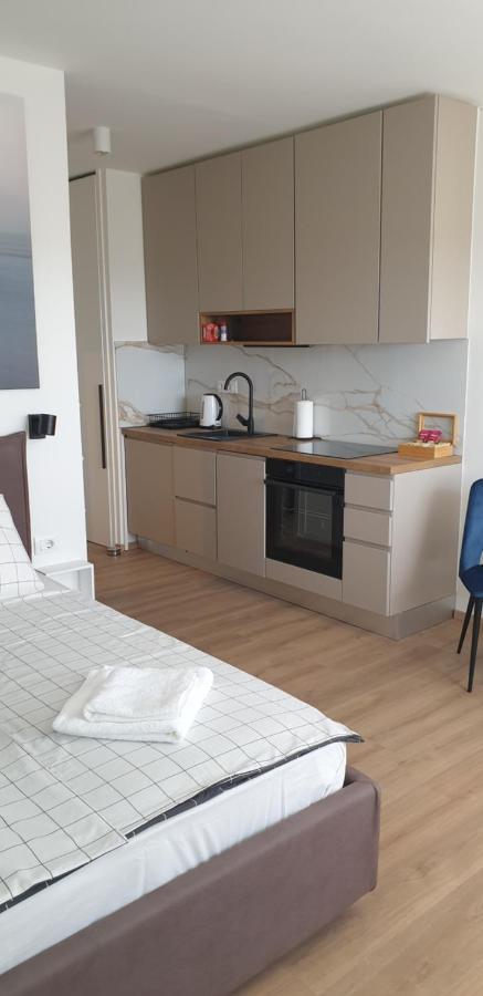 Studio Apartment Hana Pula Exterior photo